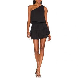 Kris’a dress size small!!